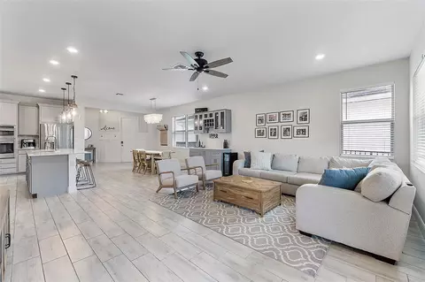 4145 Marina Way, Lighthouse Point, FL 33064