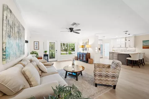 2840 NE 17th Ter, Wilton Manors, FL 33334