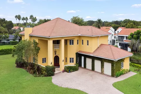 11621 SW 1st St, Plantation, FL 33325