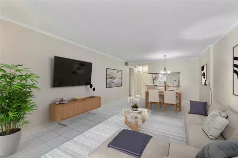 610 NE 12th Ave #204, Hallandale Beach, FL 33009