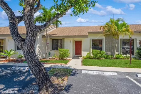 3076 S Oakland Forest Dr #502, Oakland Park, FL 33309