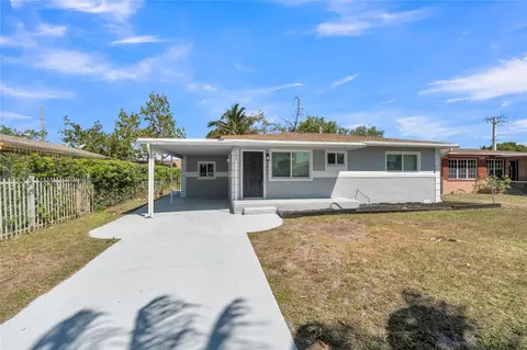 6509 Plunkett St, Hollywood, FL 33023
