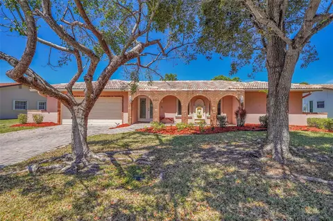 8823 NW 20th Mnr, Coral Springs, FL 33071