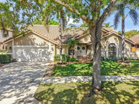 1861 NW 109th Ave, Plantation, FL 33322