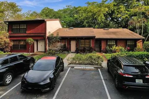 3343 Atlanta St #3343, Hollywood, FL 33021