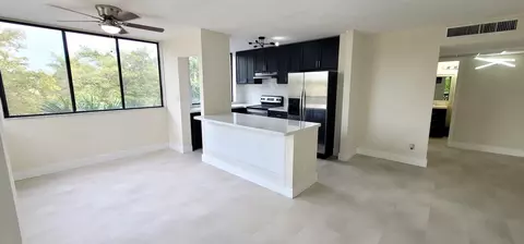 4222 Inverrary Blvd #4-209, Lauderhill, FL 33319
