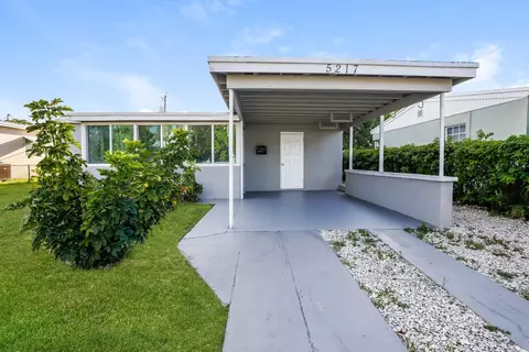5217 NE 4th Ter, Oakland Park, FL 33334