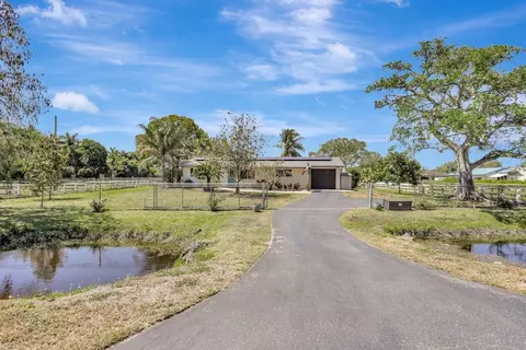 7999 NW 82nd Ter, Parkland, FL 33067
