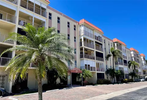 4629 Poinciana St #419, Lauderdale By The Sea, FL 33308