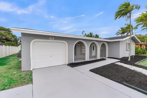 675 NW 80th Ter, Margate, FL 33063