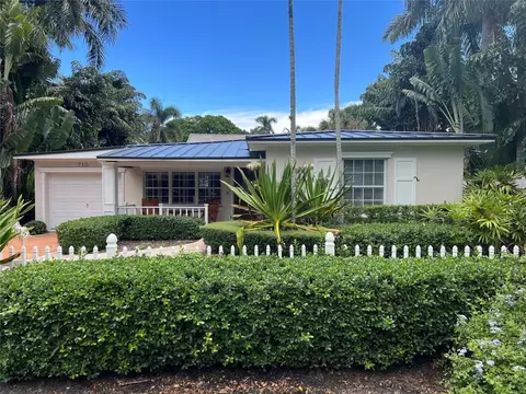 710 NE 16th, Fort Lauderdale, FL 33304