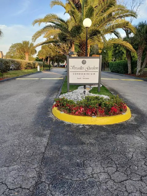 7901 Colony Cir #209, Tamarac, FL 33321