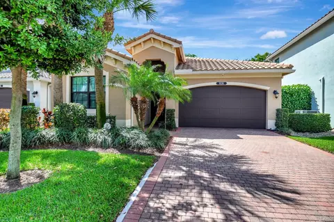 8116 Snowflake Obsidian Trl, Delray Beach, FL 33446