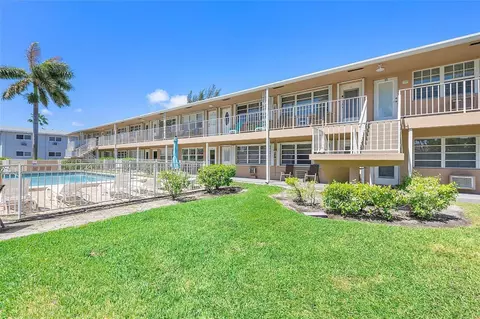 500 Layne Blvd #6, Hallandale Beach, FL 33009