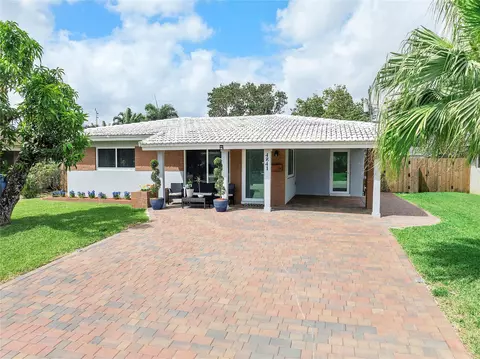 4841 NE 7th Ave, Oakland Park, FL 33334