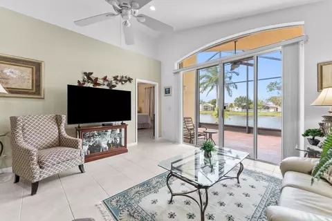 810 NW Rutherford, Port Saint Lucie, FL 34983