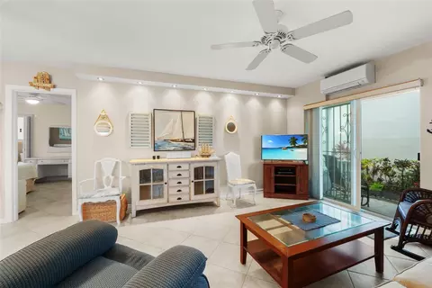 223 S Federal #22, Dania Beach, FL 33004