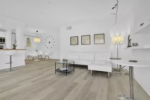4111 NE 21st Way #201, Lighthouse Point, FL 33064