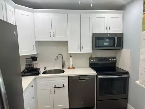 7410 NW 1st St #207, Margate, FL 33063