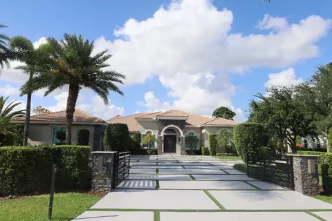 11351 NW 6th St, Plantation, FL 33325