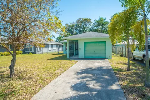 424 NE 23rd St, Wilton Manors, FL 33305