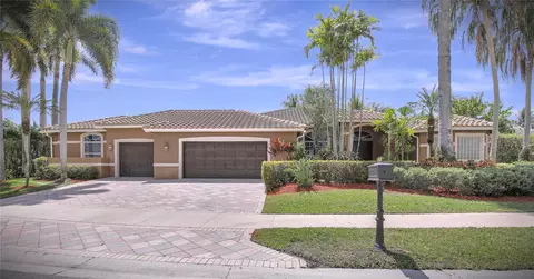 2529 Eagle Run Cir, Weston, FL 33327