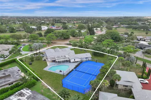 4915 Woodlands Blvd, Tamarac, FL 33319