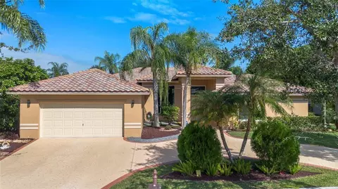 517 Stonemont Ln, Weston, FL 33326