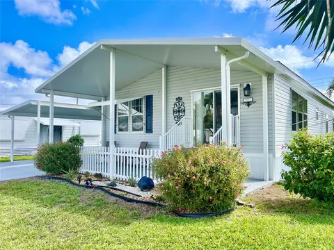 4044 Sandpine Cir, Boynton Beach, FL 33436