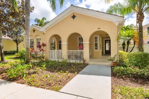 118 Florence Dr, Jupiter, FL 33458