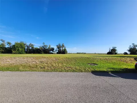 7933 Castile Rd, Sebring, FL 33876