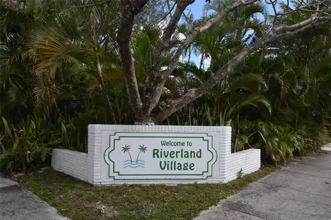 2390 SW 34th Way 2390 Sw 34th Way, Fort Lauderdale, FL 33312