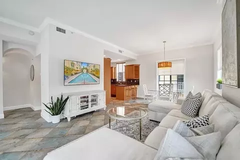 550 NE 7th #2, Fort Lauderdale, FL 33301