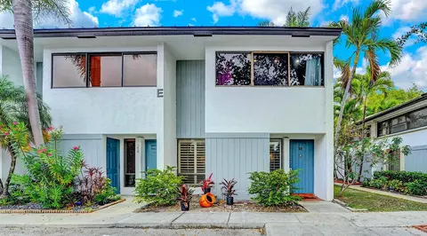 3900 NE 18th Ave #23E, Oakland Park, FL 33334