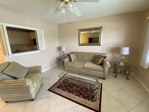 278 Newport R #278, Deerfield Beach, FL 33442
