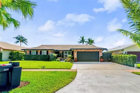 2884 SW 13th Dr, Deerfield Beach, FL 33442