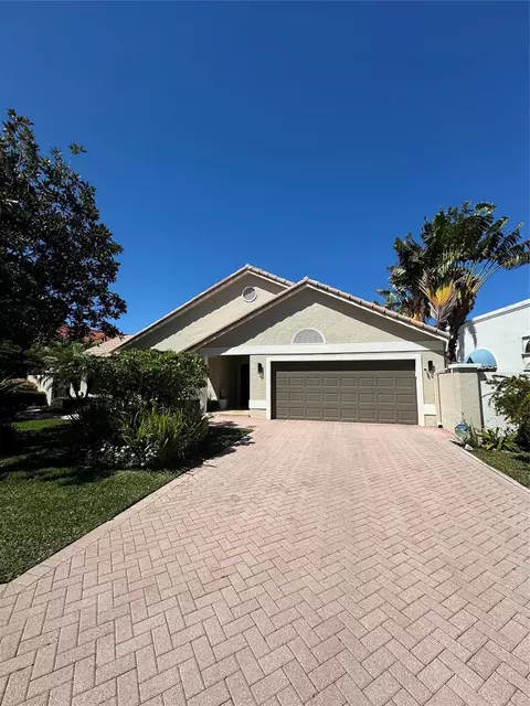 317 Pelican Way, Delray Beach, FL 33483