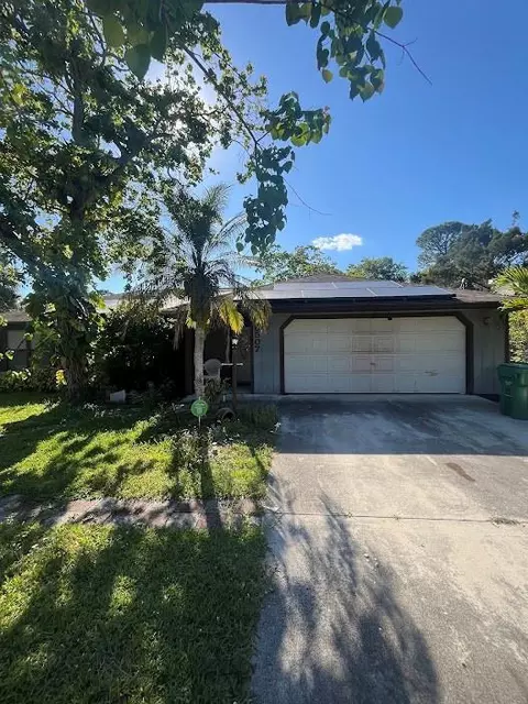 6507 Green Dolphin St, Fort Pierce, FL 34951