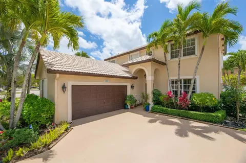 16604 SW 1st St, Pembroke Pines, FL 33027