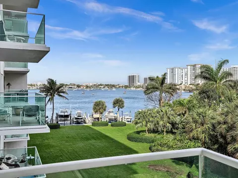 701 E Camino Real #4E, Boca Raton, FL 33432