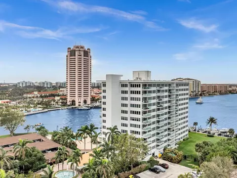 701 E Camino Real #4E, Boca Raton, FL 33432