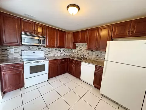 2510 SW 81st Ave #106, Davie, FL 33324
