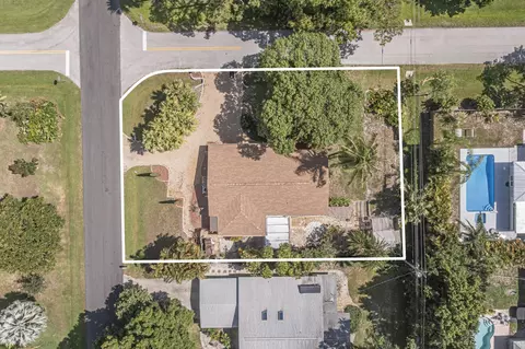 3535 13th St, Vero Beach, FL 32960