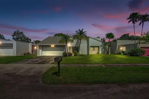 7471 NW 35th Ct, Lauderhill, FL 33319