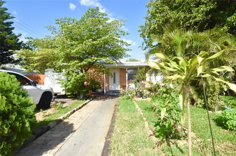 5117 NE 14th Ave, Pompano Beach, FL 33064