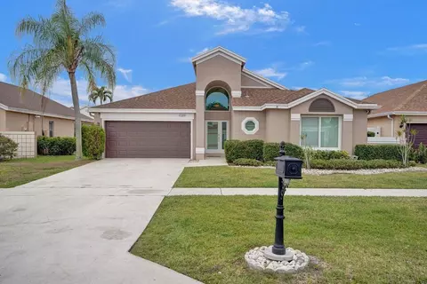9389 Aegean Dr, Boca Raton, FL 33496