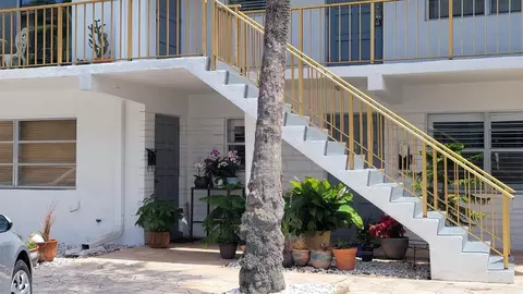 1907 NE 4th #7, Deerfield Beach, FL 33441