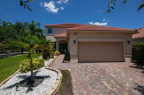 1853 Aspen, Weston, FL 33327