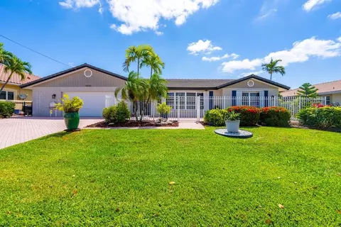 4020 NE 24th Ave, Lighthouse Point, FL 33064