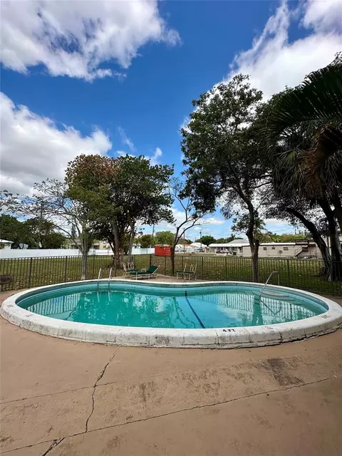 348 S Federal Hwy #2, Dania Beach, FL 33004